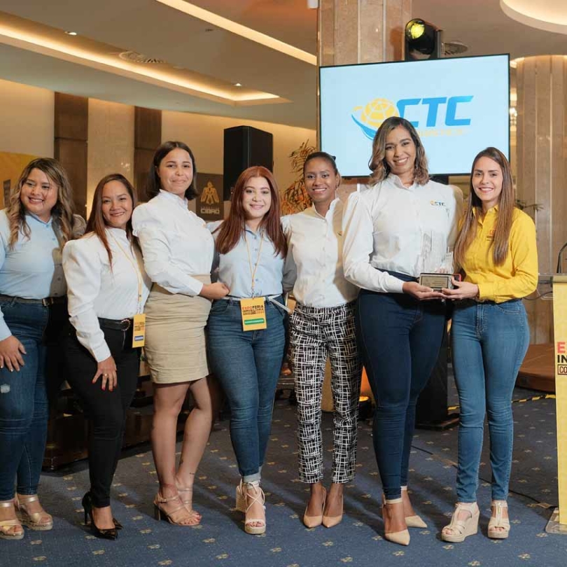 CTC LOGISTICS – GANADOR SEXTA CATEGORÍA STAND CON MEJOR SERVICIO AL CLIENTE